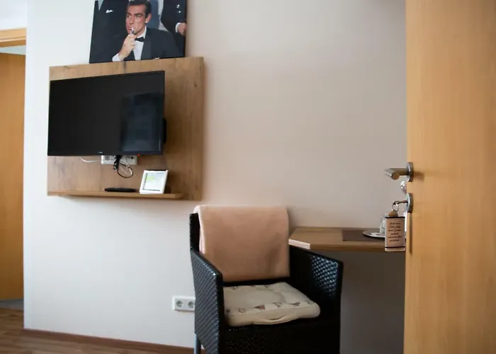 维拉贝拉吉欧酒店 3* 普拉特灵